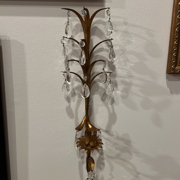 Vintage Hollywood Regency 18” Sconce Crystal Glass Prism Tole Metal - Gold Gilt - Picture 5 of 14